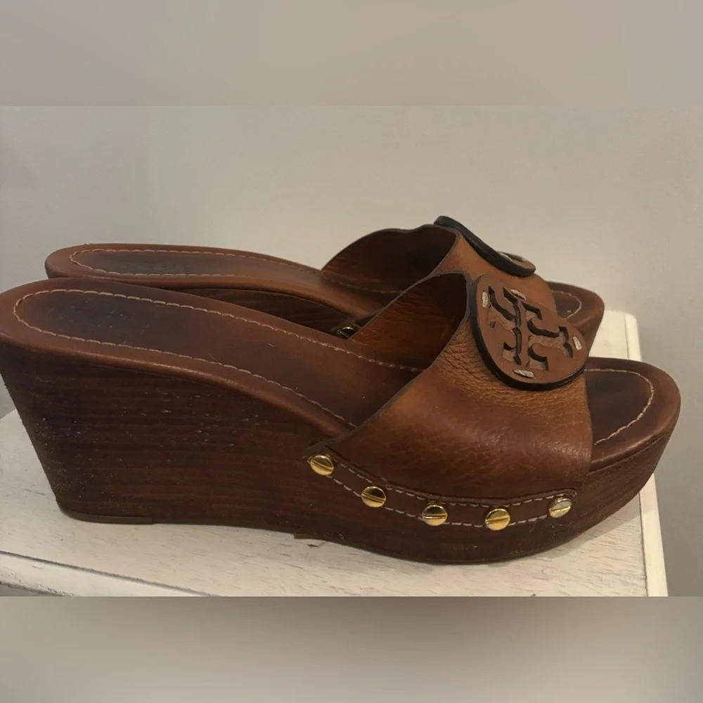 🤩 Modern VTG Tory Burch Leather Clog Wedge Sandals - Camel - Picture 8 of 13